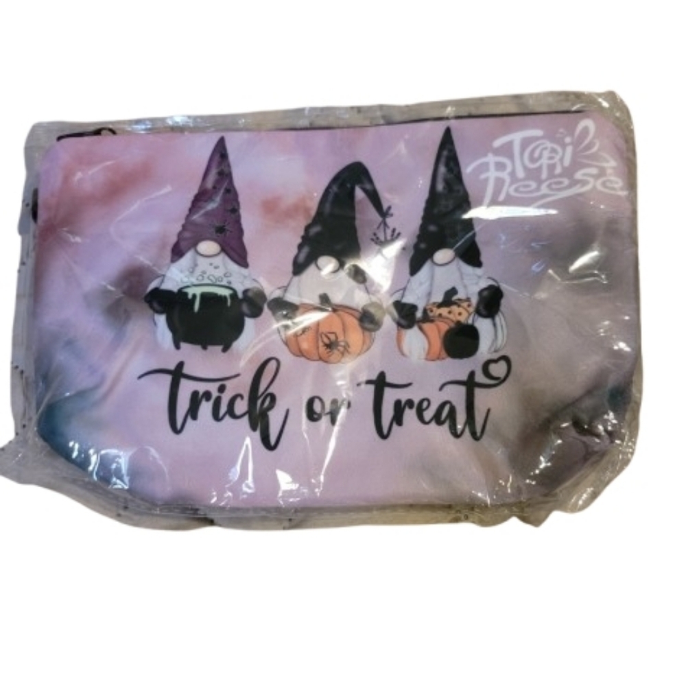 3 gnomes Pink Trick or Treat Kids Pouch makeup case pencil case